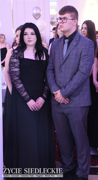 Studniówkowy bal maturzystów siedleckiej „Samochodówki”