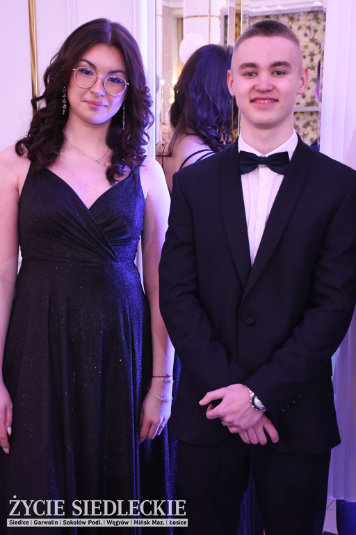 Studniówkowy bal maturzystów siedleckiej „Samochodówki”