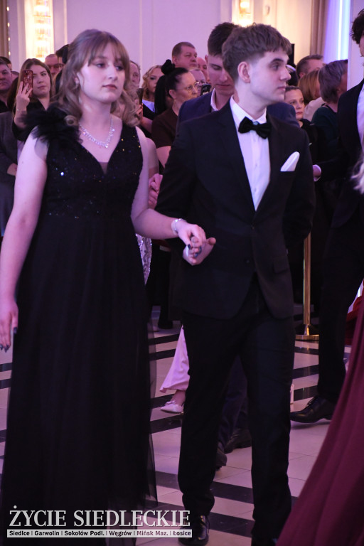 Studniówkowy bal maturzystów siedleckiej „Samochodówki”