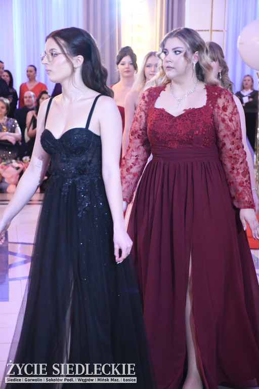 Studniówkowy bal maturzystów siedleckiej „Samochodówki”