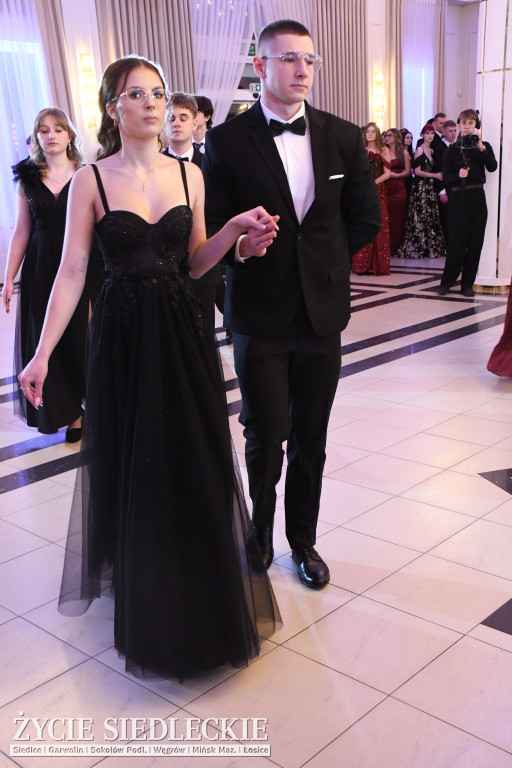 Studniówkowy bal maturzystów siedleckiej „Samochodówki”