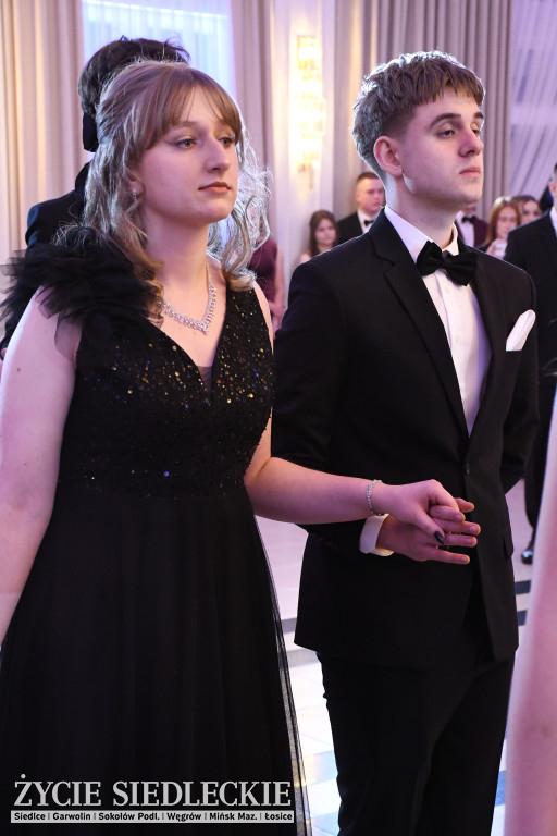 Studniówkowy bal maturzystów siedleckiej „Samochodówki”