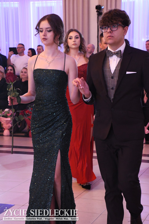 Studniówkowy bal maturzystów siedleckiej „Samochodówki”