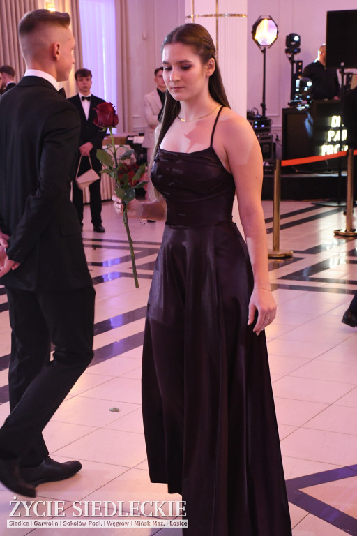 Studniówkowy bal maturzystów siedleckiej „Samochodówki”