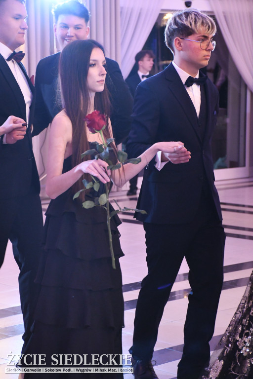 Studniówkowy bal maturzystów siedleckiej „Samochodówki”