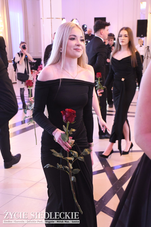 Studniówkowy bal maturzystów siedleckiej „Samochodówki”