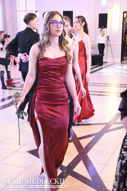 Studniówkowy bal maturzystów siedleckiej „Samochodówki”