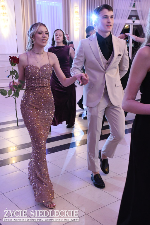 Studniówkowy bal maturzystów siedleckiej „Samochodówki”