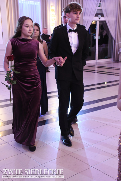 Studniówkowy bal maturzystów siedleckiej „Samochodówki”