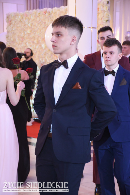 Studniówkowy bal maturzystów siedleckiej „Samochodówki”