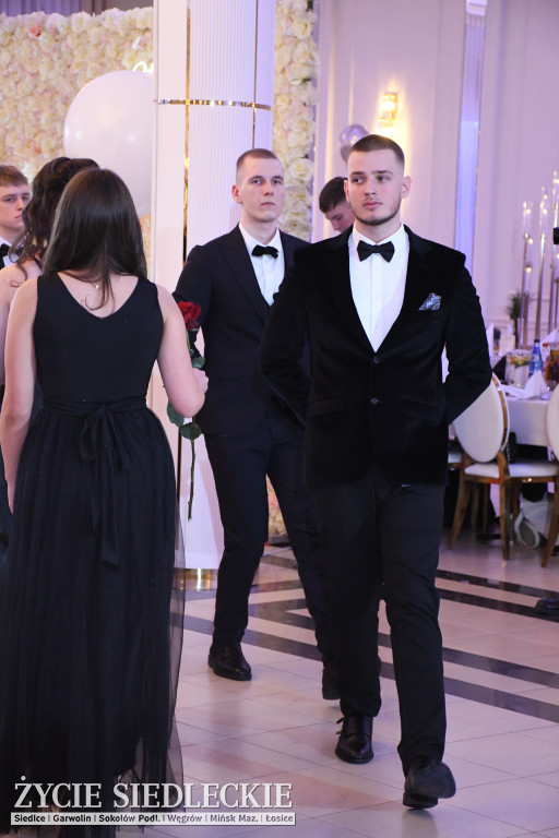 Studniówkowy bal maturzystów siedleckiej „Samochodówki”