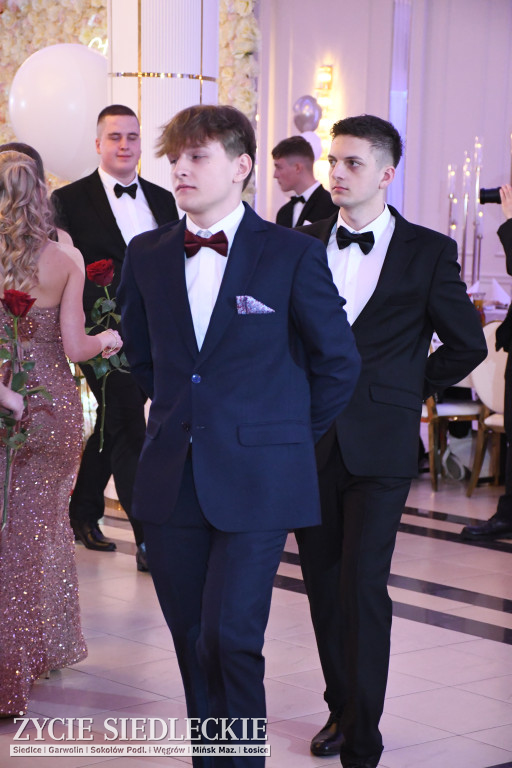 Studniówkowy bal maturzystów siedleckiej „Samochodówki”