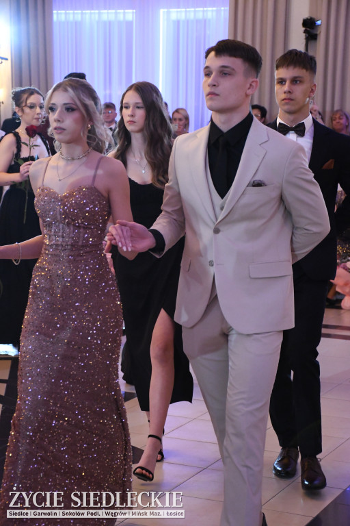 Studniówkowy bal maturzystów siedleckiej „Samochodówki”