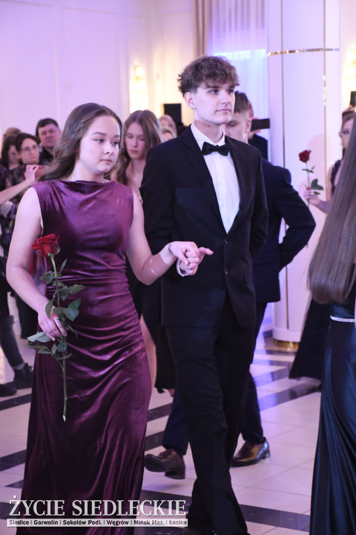 Studniówkowy bal maturzystów siedleckiej „Samochodówki”