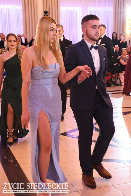 Studniówkowy bal maturzystów siedleckiej „Samochodówki”