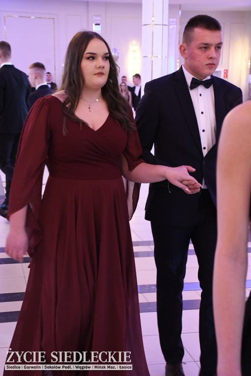 Studniówkowy bal maturzystów siedleckiej „Samochodówki”