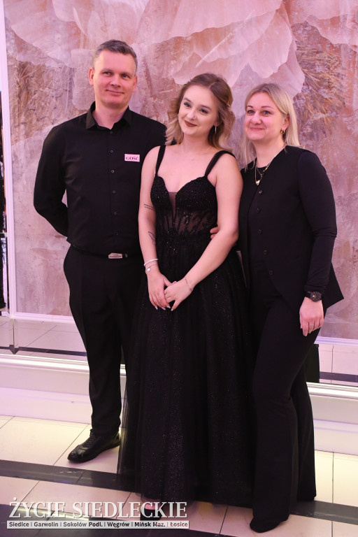 Studniówkowy bal maturzystów siedleckiej „Samochodówki”