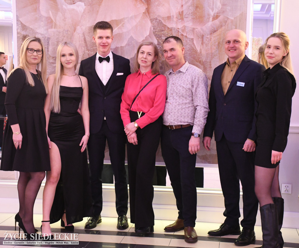 Studniówkowy bal maturzystów siedleckiej „Samochodówki”