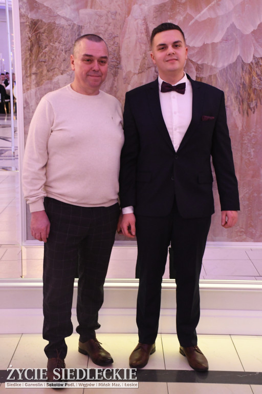 Studniówkowy bal maturzystów siedleckiej „Samochodówki”