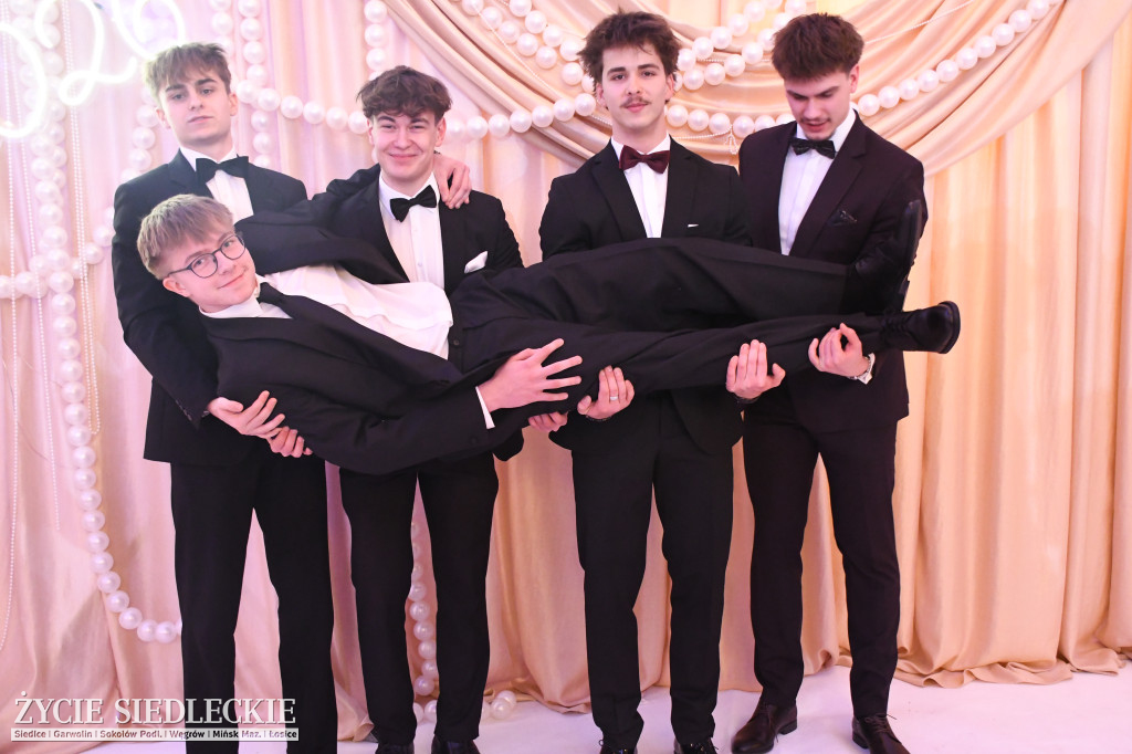 Studniówkowa noc „Królówki”