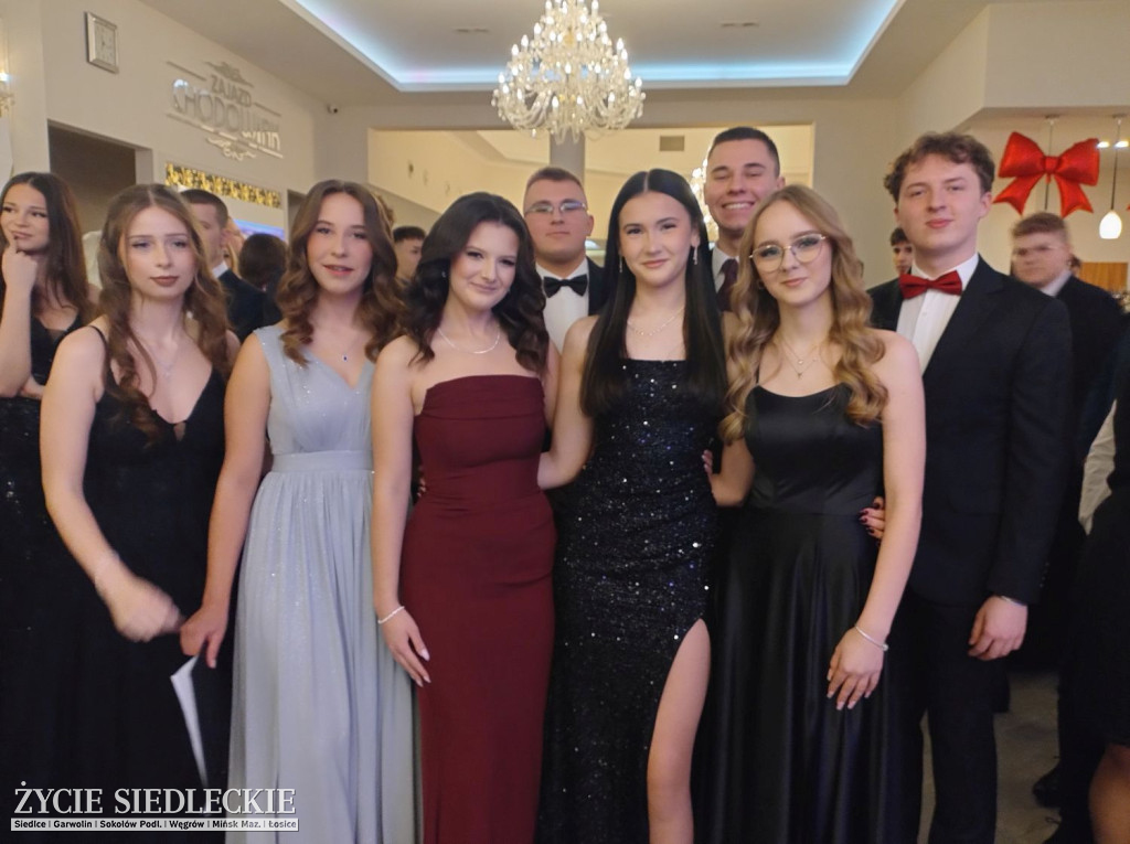 Studniówka w siedleckim \