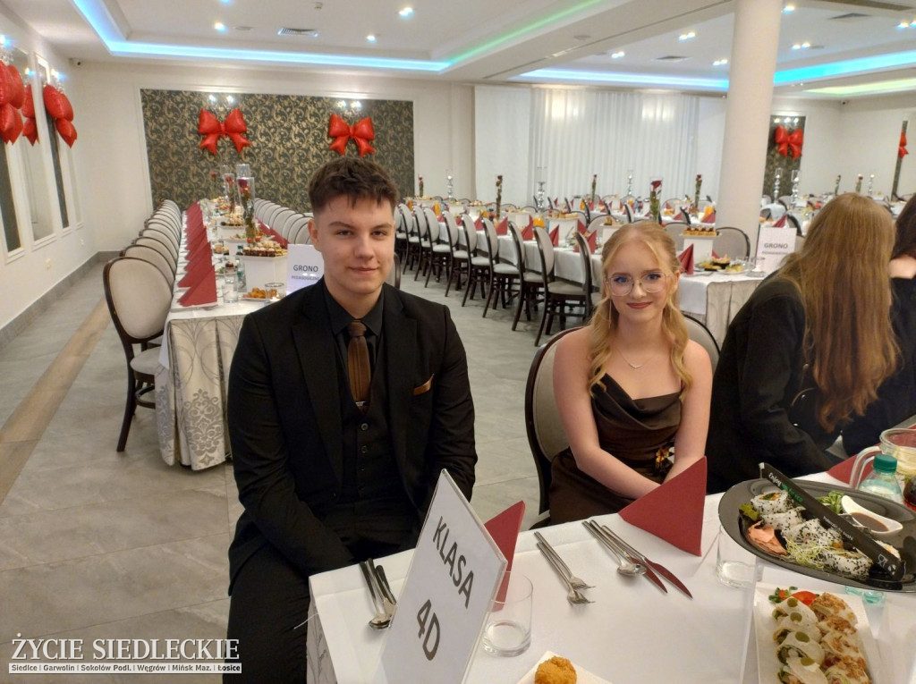 Studniówka w siedleckim \