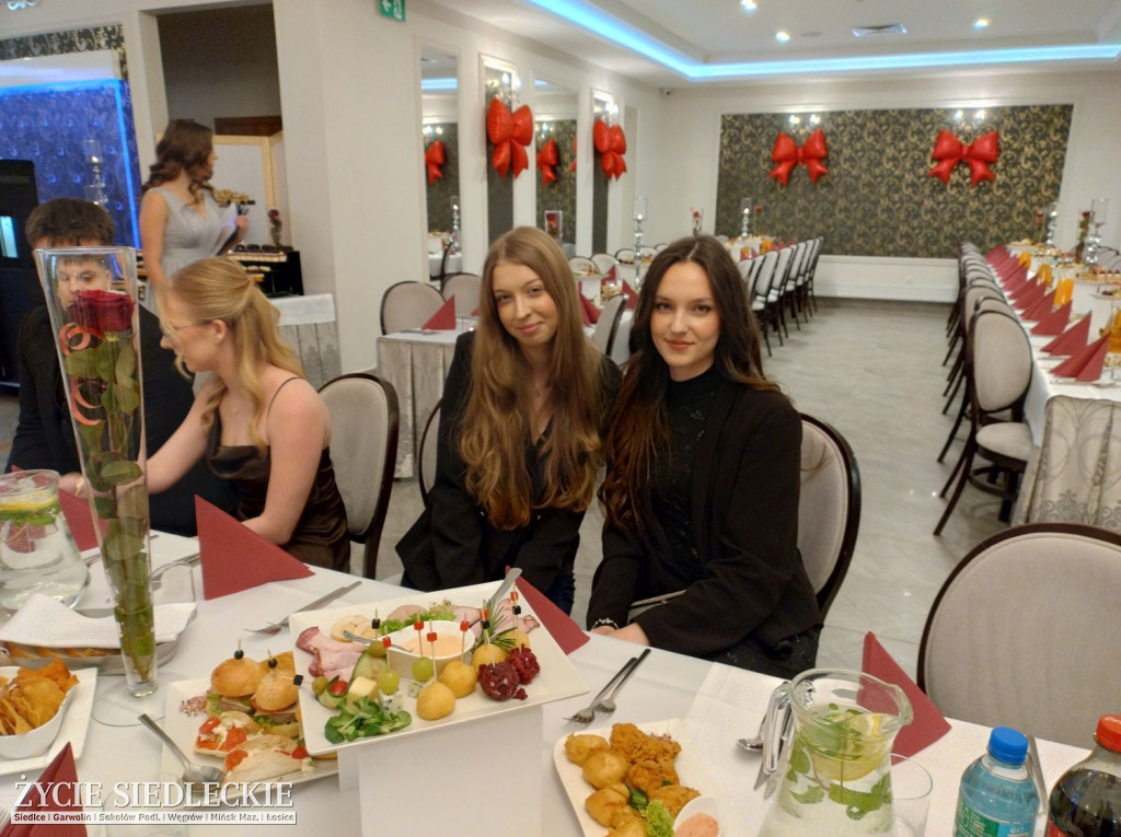 Studniówka w siedleckim \