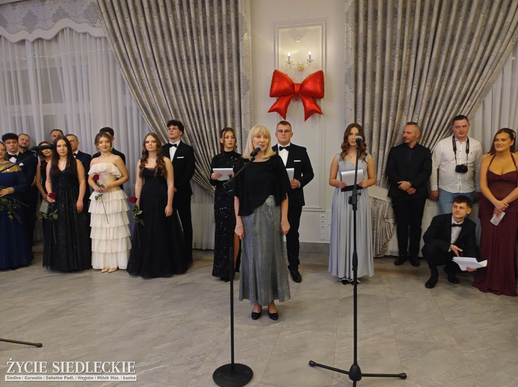 Studniówka w siedleckim \