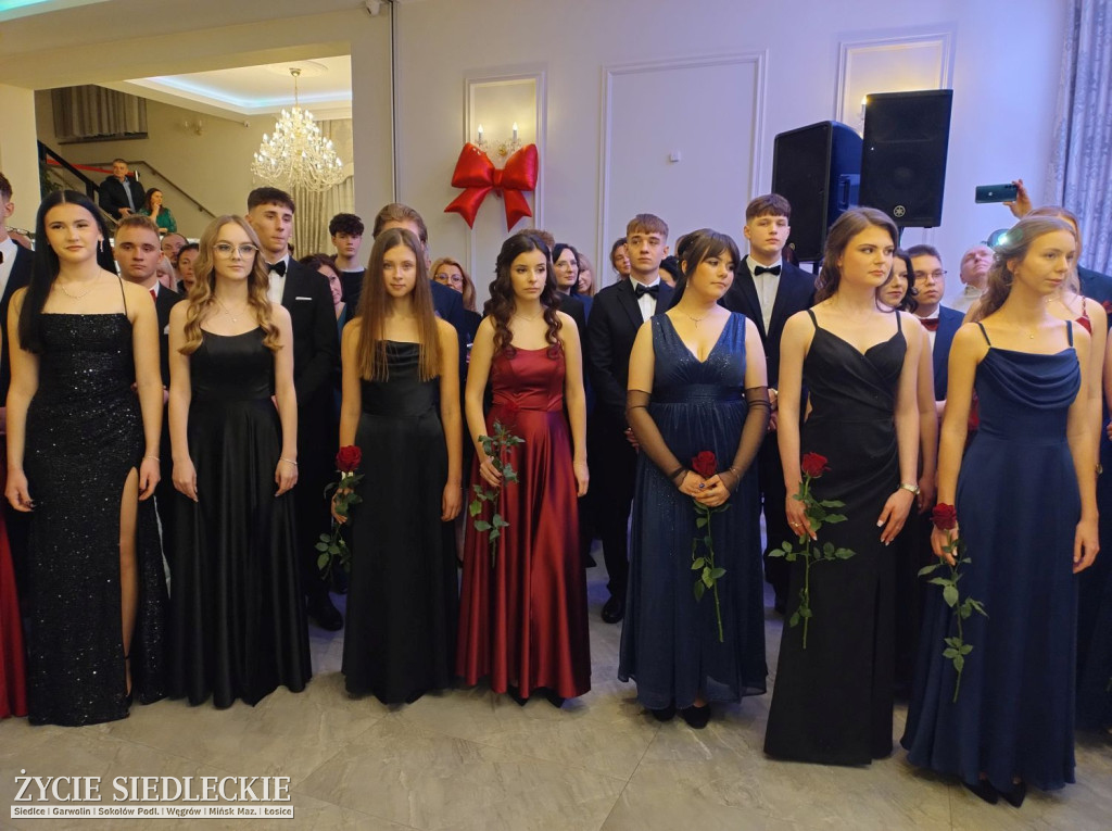 Studniówka w siedleckim \