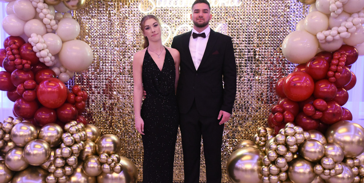 Studniówkowa noc siedleckiej ,,KOLEJÓWKI\