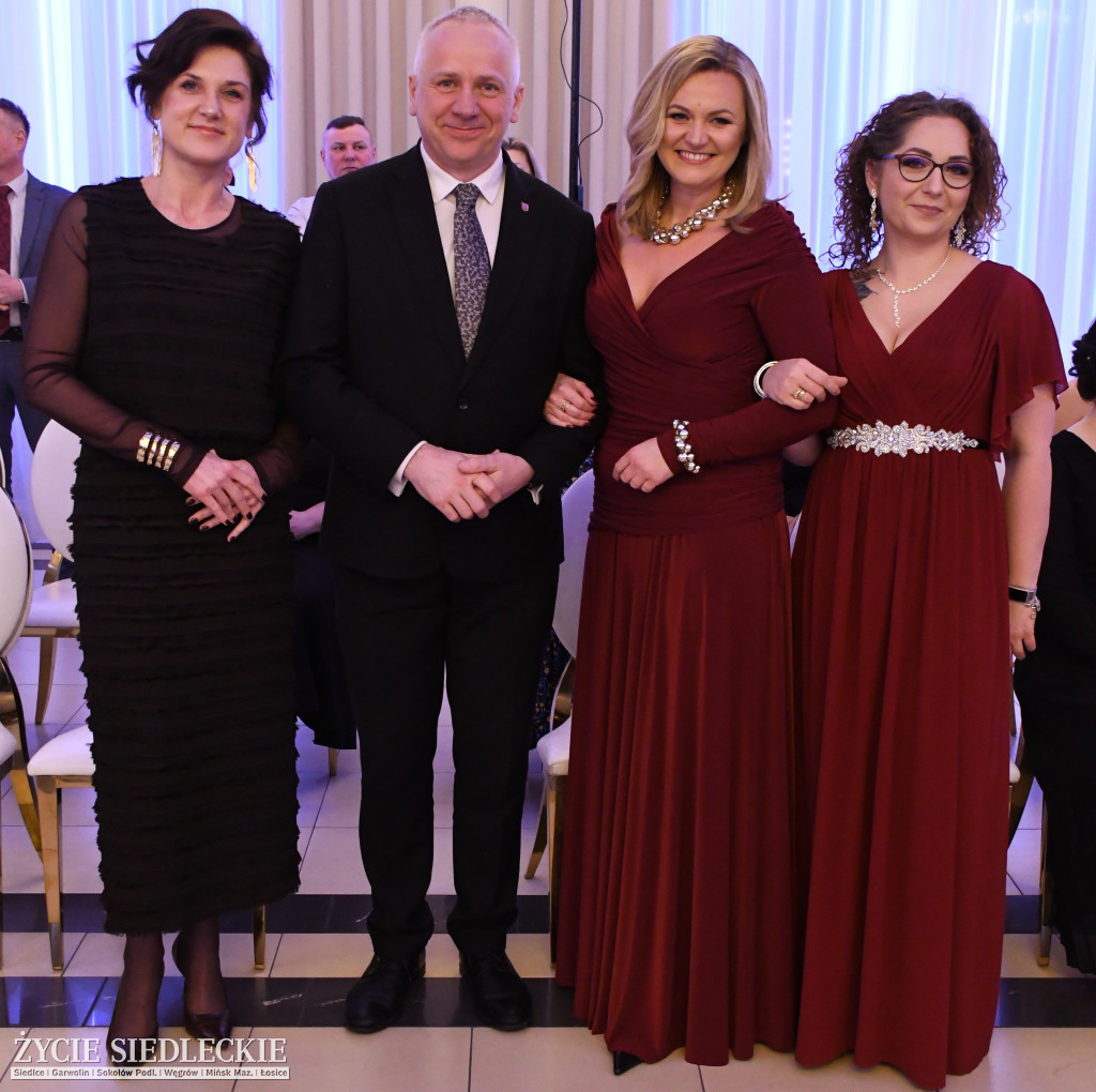 Studniówkowa noc siedleckiej ,,KOLEJÓWKI\