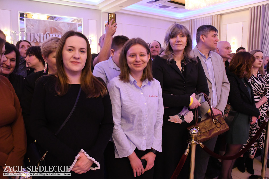 Studniówkowa noc siedleckiej ,,KOLEJÓWKI\