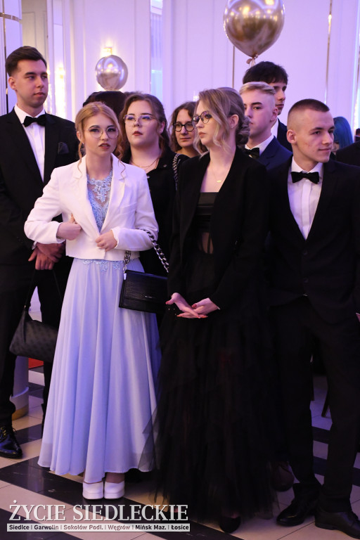 Studniówkowa noc siedleckiej ,,KOLEJÓWKI\