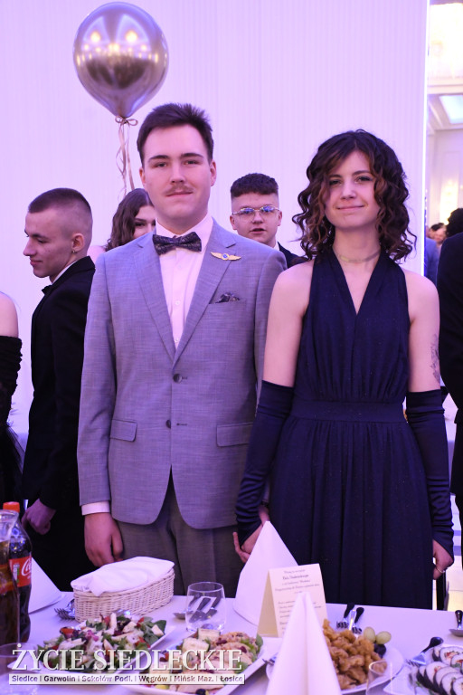 Studniówkowa noc siedleckiej ,,KOLEJÓWKI\