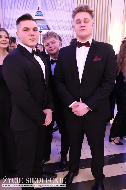 Studniówkowa noc siedleckiej ,,KOLEJÓWKI\