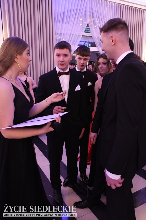 Studniówkowa noc siedleckiej ,,KOLEJÓWKI\