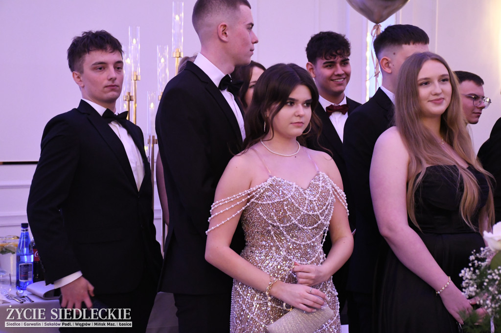 Studniówkowa noc siedleckiej ,,KOLEJÓWKI\