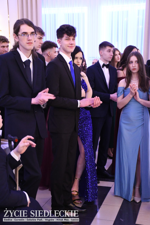 Studniówkowa noc siedleckiej ,,KOLEJÓWKI\