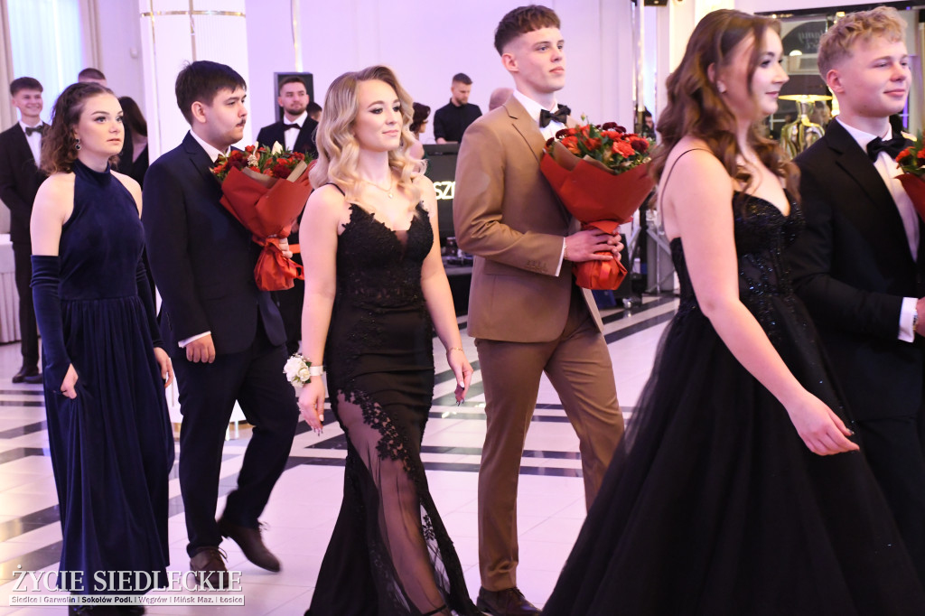 Studniówkowa noc siedleckiej ,,KOLEJÓWKI\