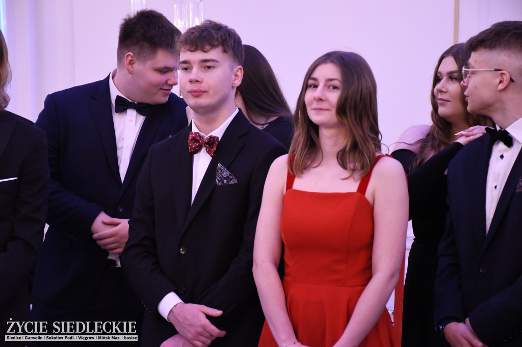 Studniówkowa noc siedleckiej ,,KOLEJÓWKI\