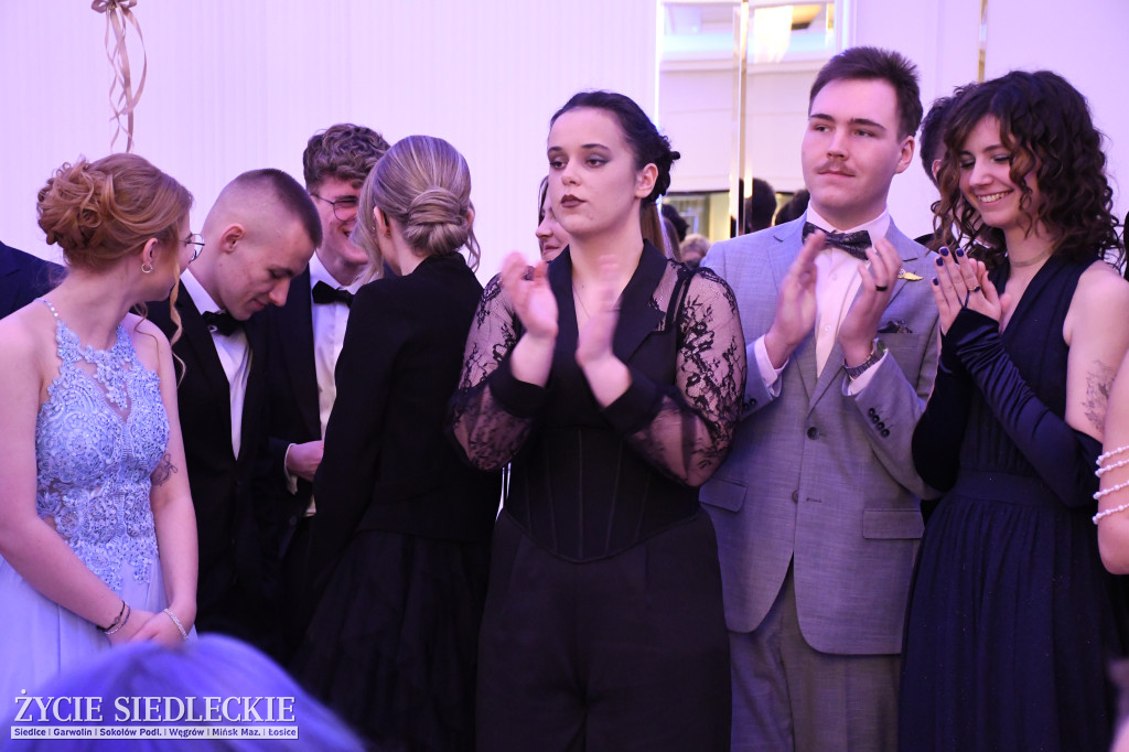 Studniówkowa noc siedleckiej ,,KOLEJÓWKI\