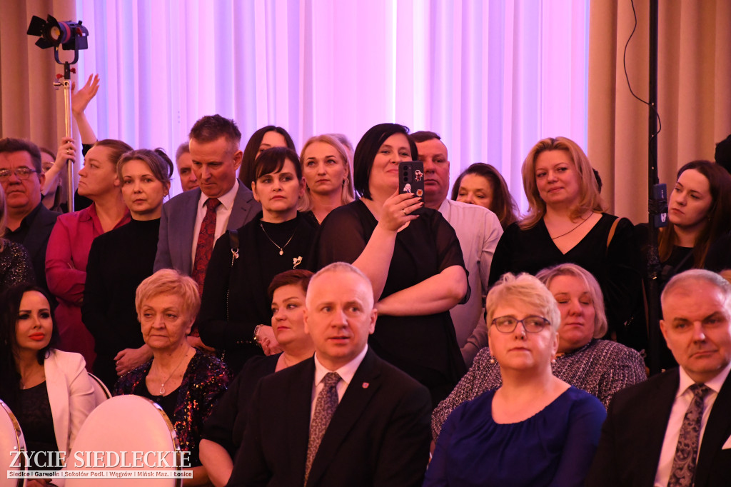 Studniówkowa noc siedleckiej ,,KOLEJÓWKI\