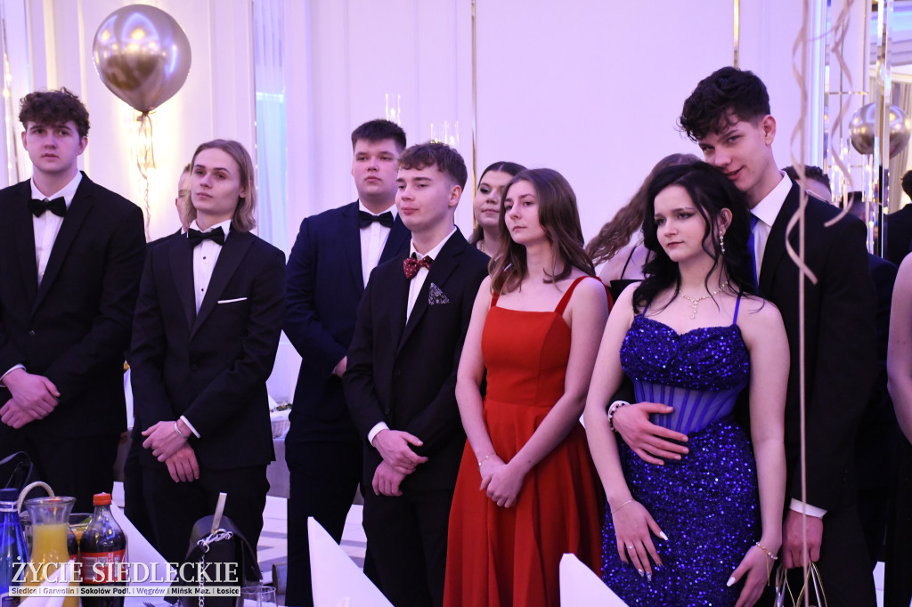 Studniówkowa noc siedleckiej ,,KOLEJÓWKI\