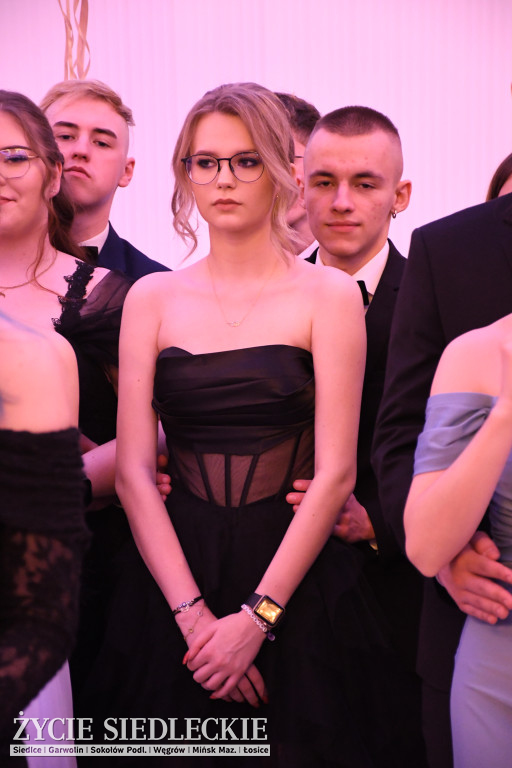 Studniówkowa noc siedleckiej ,,KOLEJÓWKI\