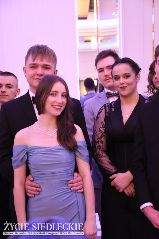 Studniówkowa noc siedleckiej ,,KOLEJÓWKI\