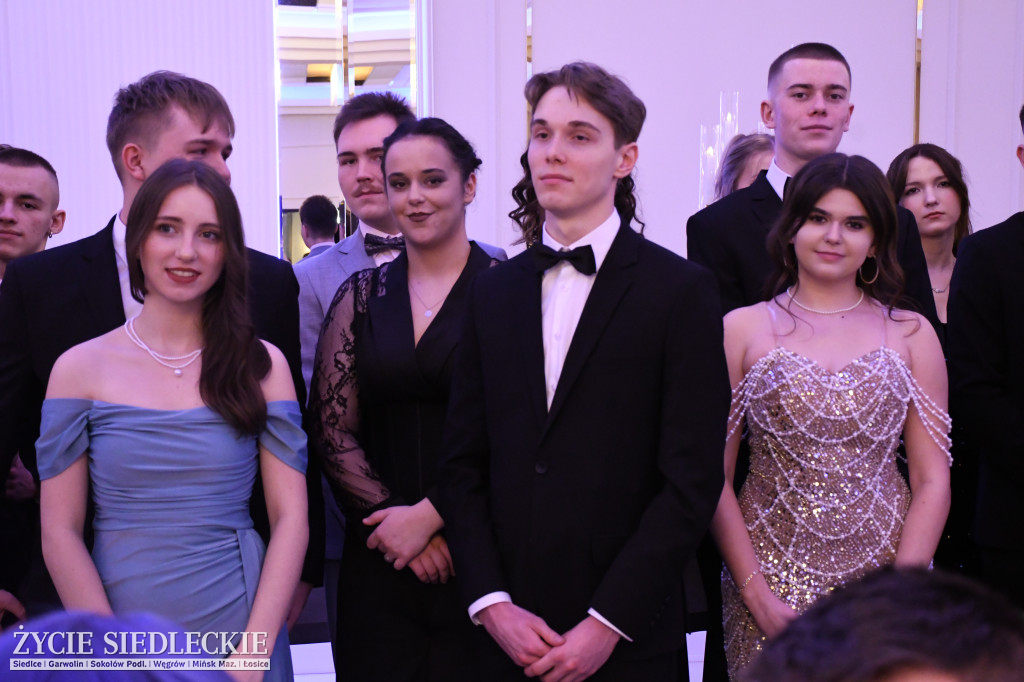 Studniówkowa noc siedleckiej ,,KOLEJÓWKI\