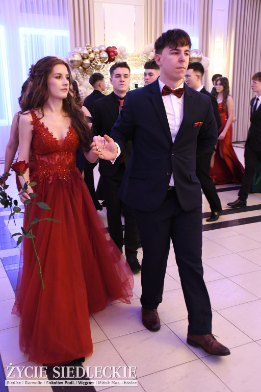 Studniówkowa noc siedleckiej ,,KOLEJÓWKI\