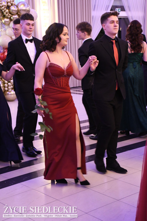 Studniówkowa noc siedleckiej ,,KOLEJÓWKI\