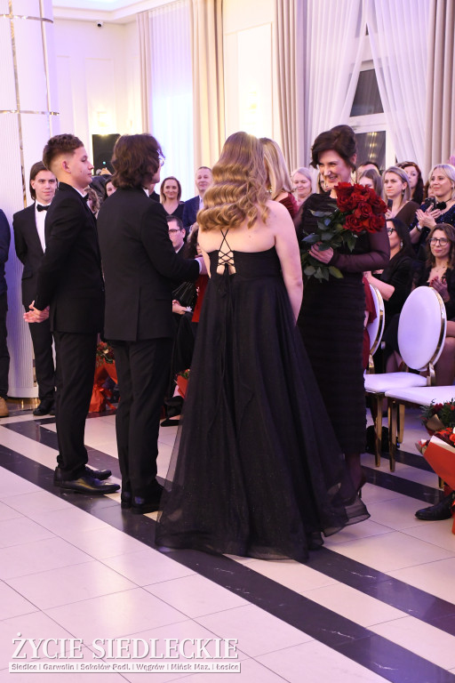 Studniówkowa noc siedleckiej ,,KOLEJÓWKI\