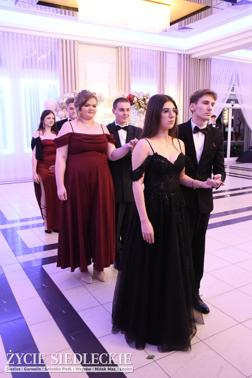 Studniówkowa noc siedleckiej ,,KOLEJÓWKI\